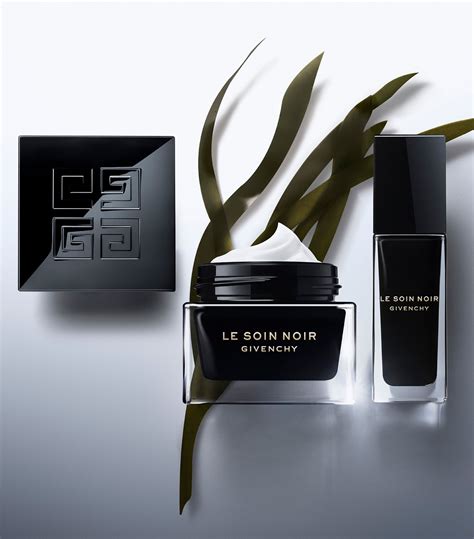 givenchy le soin noir 怎么样|le soin noir serum foundation.